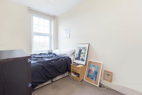 3 bedroom apartment to rent - Wedmore Street, Archway, N19