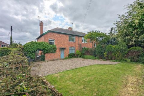 13 Hydefields, Upton Upon Severn, Worcester, WR8 0SF