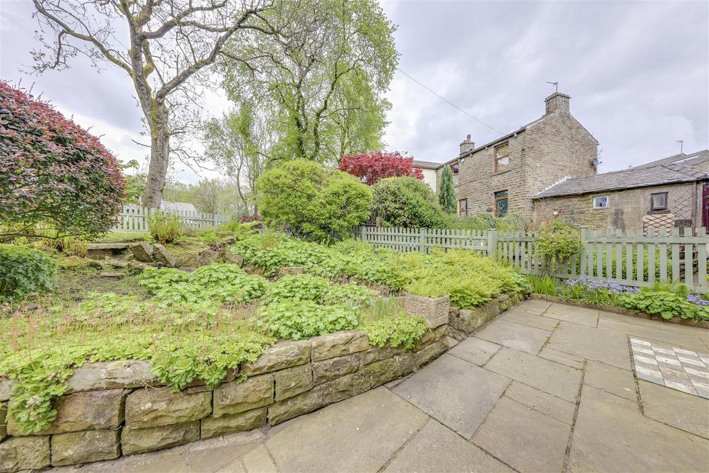 Garden Alt