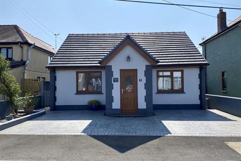 3 bedroom detached bungalow for sale, Iscennen Road, Ammanford