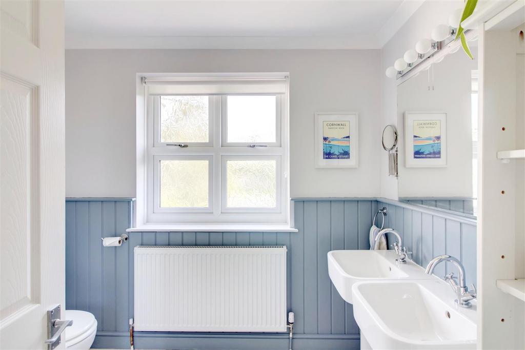 Family bathroom