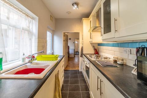 2 bedroom house for sale, Dudley Road, Sedgley