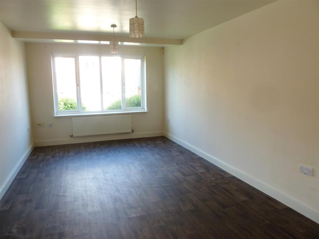 Haverhill Grove, Wombwell, Barnsley... 2 bed flat £575 pcm (£133 pw)