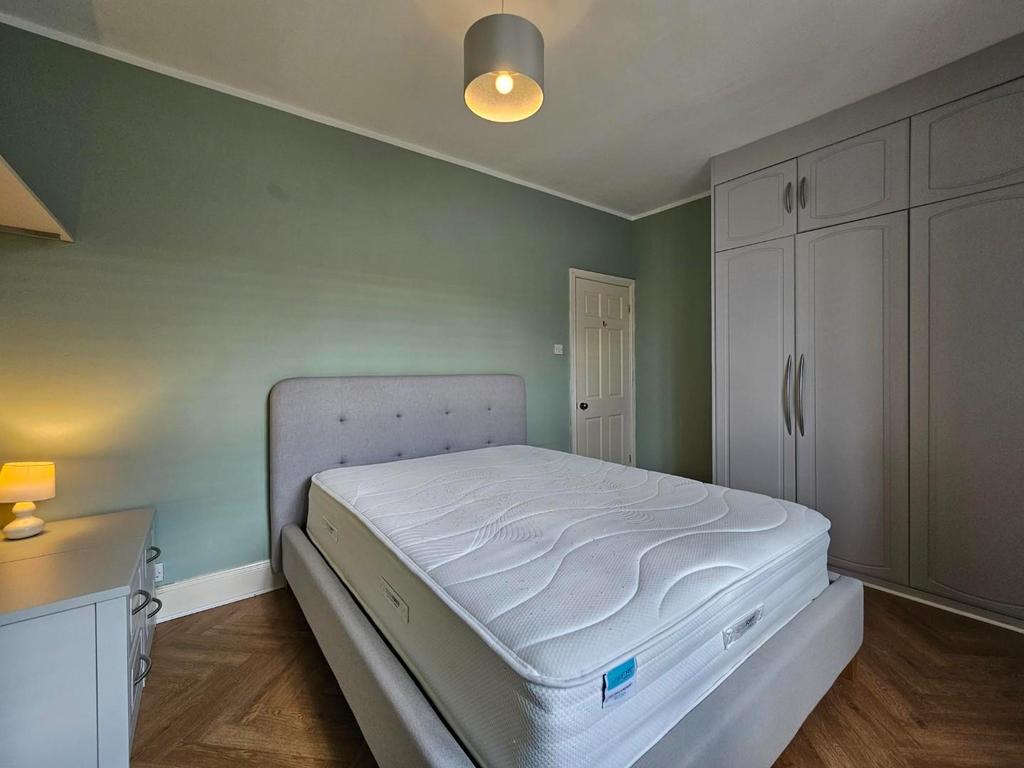 Bedroom 1 Aspect 2
