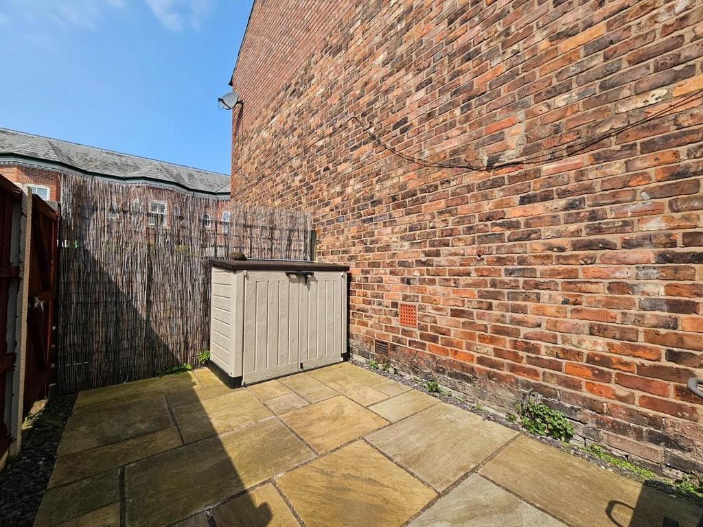 Couryard Garden
