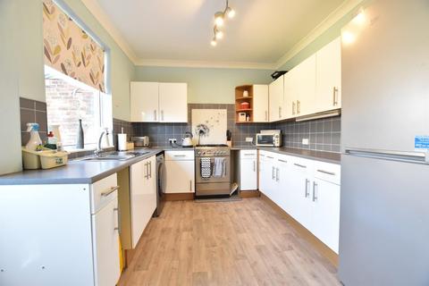 8 Abbots Road, Scunthorpe, DN17 1JF