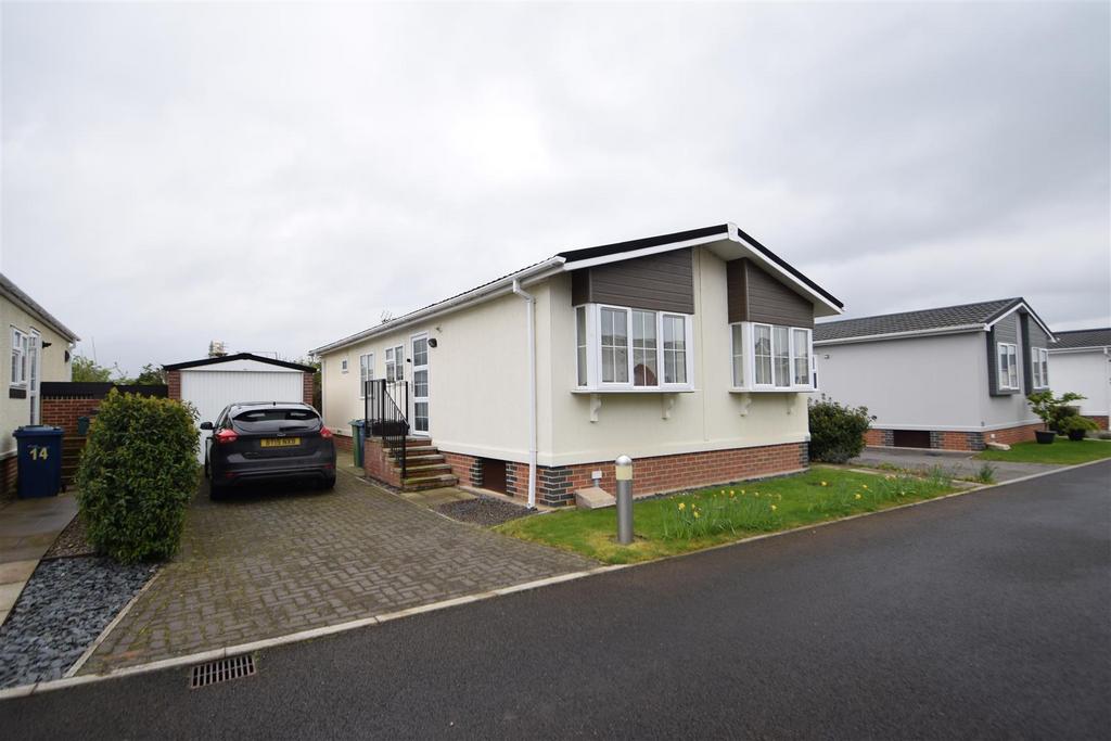 Orchard Park, Twigworth 2 bed park home for sale £170,000