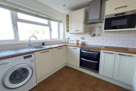 2 Cherry Tree Walk, Stourport-on-severn, DY13 0JT