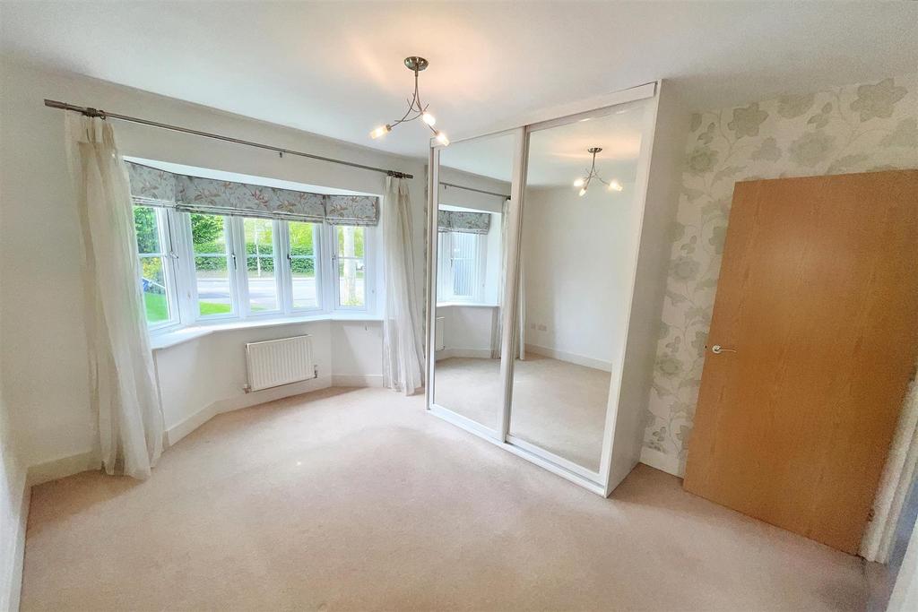 Bedroom 1.jpg