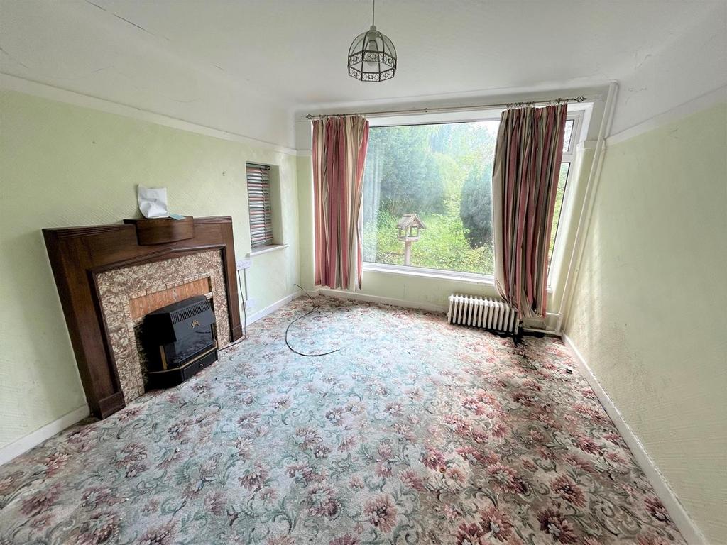 Room 2.jpg