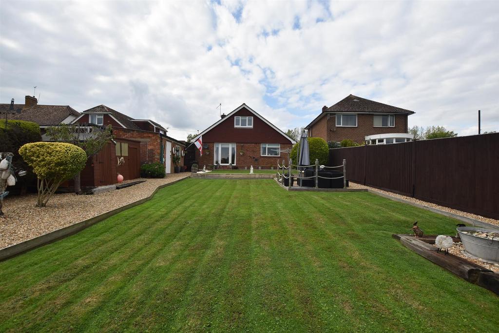 Harley Shute Road, St. LeonardsOnSea 4 bed detached bungalow £400,000