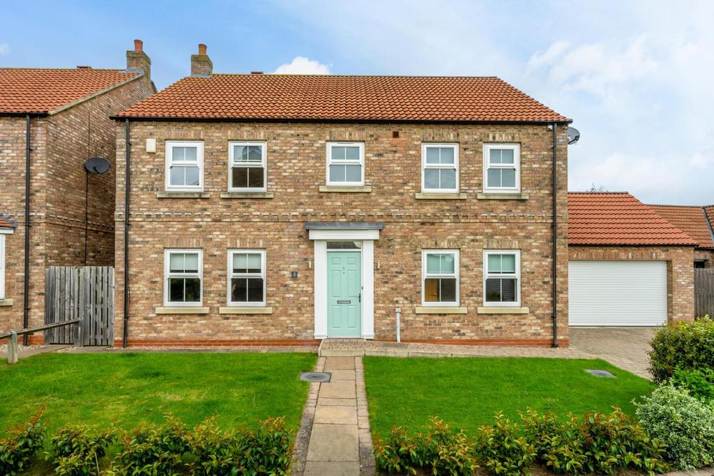 Dales Court, off Stockton Lane, York 5 bed detached house for sale £