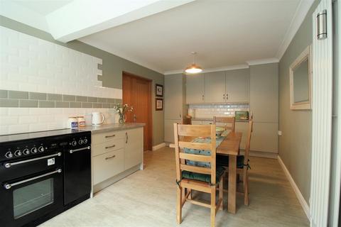 4 bedroom semi-detached house for sale - Old Town Way, Hunstanton