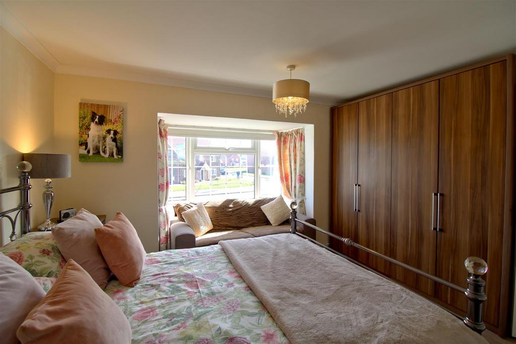 Bedroom 1 alt 3.jpg