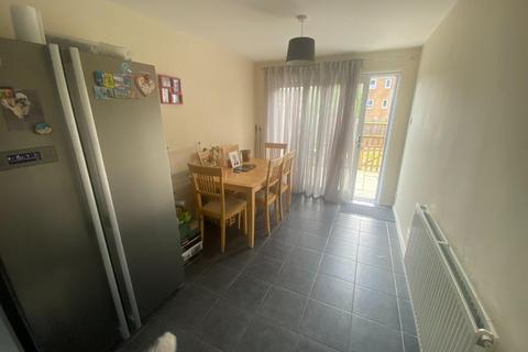 21 Barnhill Square, Northampton, NN3 5BB