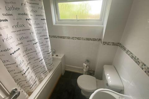 21 Barnhill Square, Northampton, NN3 5BB