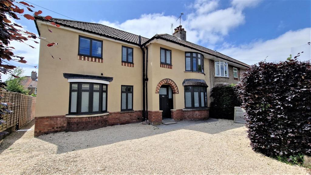 Bristol Road, Chippenham 5 bed semidetached house for sale £499,500