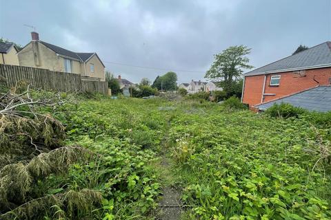 Plot for sale, Glynderwen Road, Llwynhendy, Llanelli