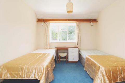 28 Western Road, Sutton, SM1 2TE