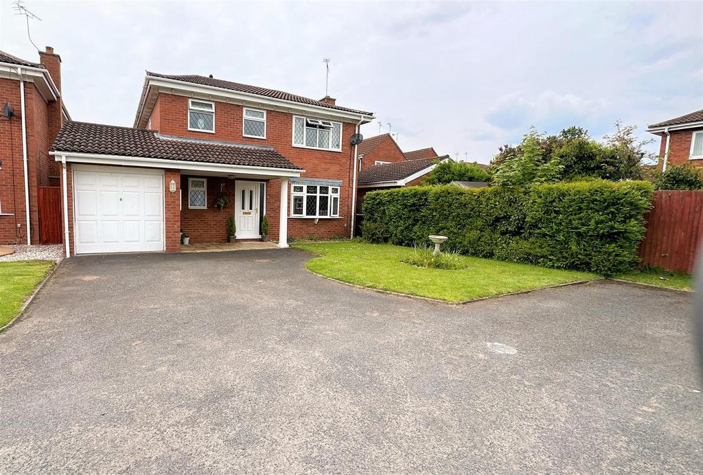 Axminster Close, Horestone Grange 4 bed detached house for sale £425,000