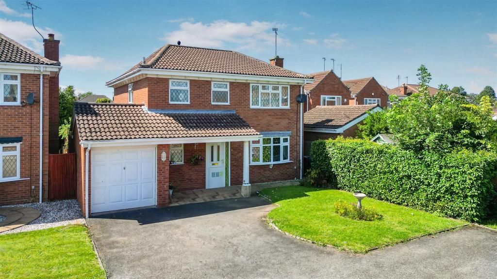 Axminster Close, Horestone Grange 4 bed detached house for sale £425,000