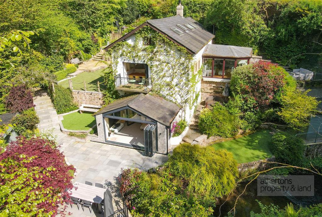 Longridge Road, Hurst Green, Ribble... 4 bed detached house £850,000
