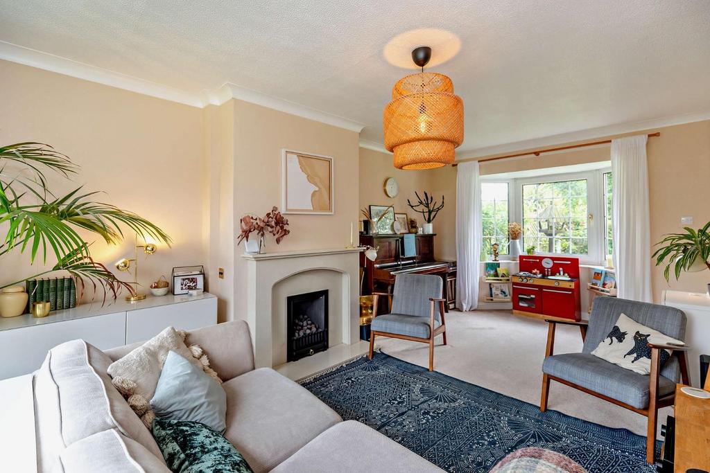 The Crescent, Kexby, York, North Yorkshire 3 bed semidetached house