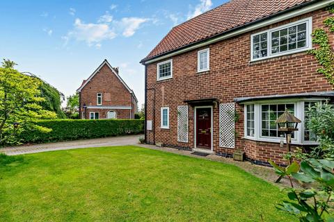 2 The Crescent, Kexby, York, YO41 5LB