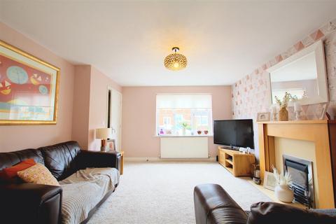 6 Dairy Square, Nottingham, NG8 3DX
