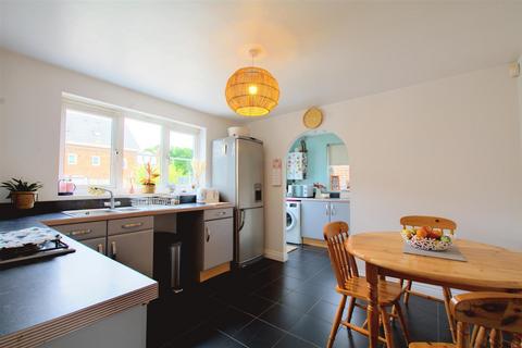 6 Dairy Square, Nottingham, NG8 3DX