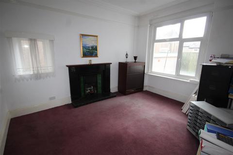 5 bedroom semi-detached house for sale, Egerton Road, Colwyn Bay