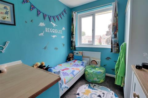 168 Curlew Road, Abbeydale, Gloucester, GL4 4TE