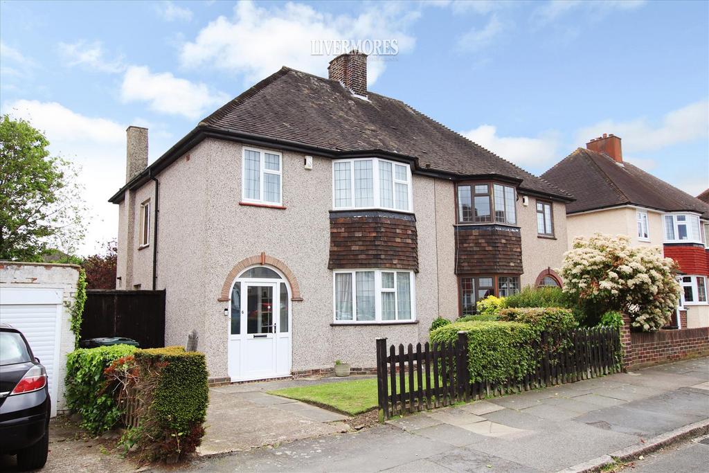 Roseberry Gardens, Dartford 3 bed semidetached house for sale £525,000