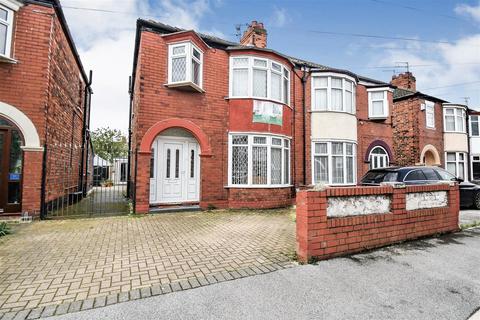 3 bedroom semi-detached house for sale - Kingsley Avenue, Hull