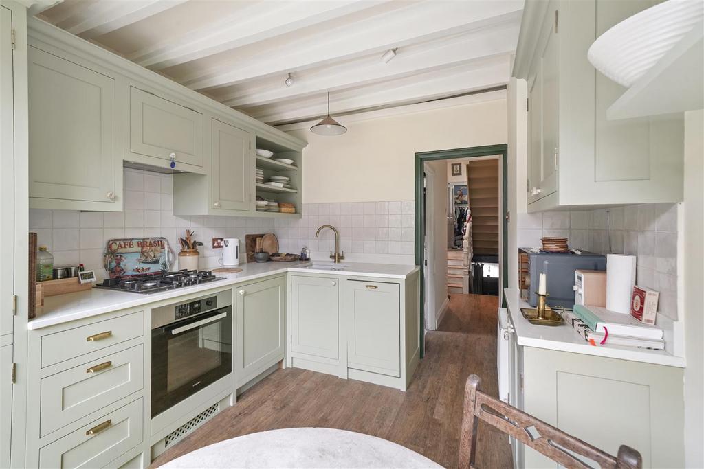 Ingelow kitchen.jpg