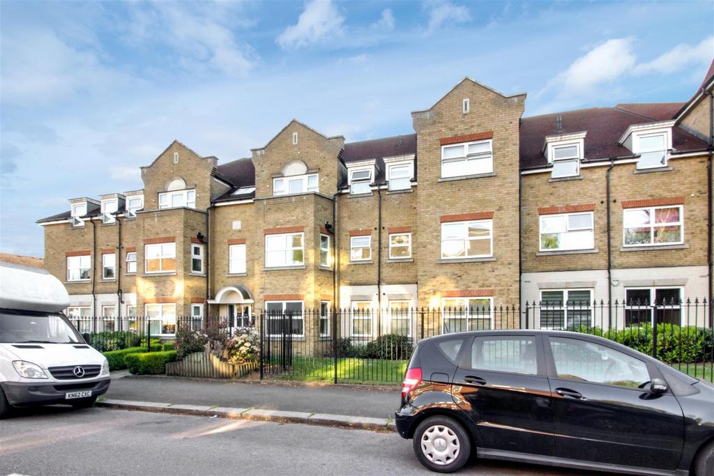 Salmons Brook House, Windmill Hill, Enfield 2 bed flat £1,600 pcm (£