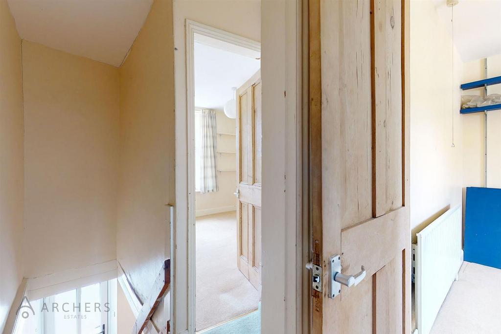 31 Cross Lane(Interior)(9of19).jpg