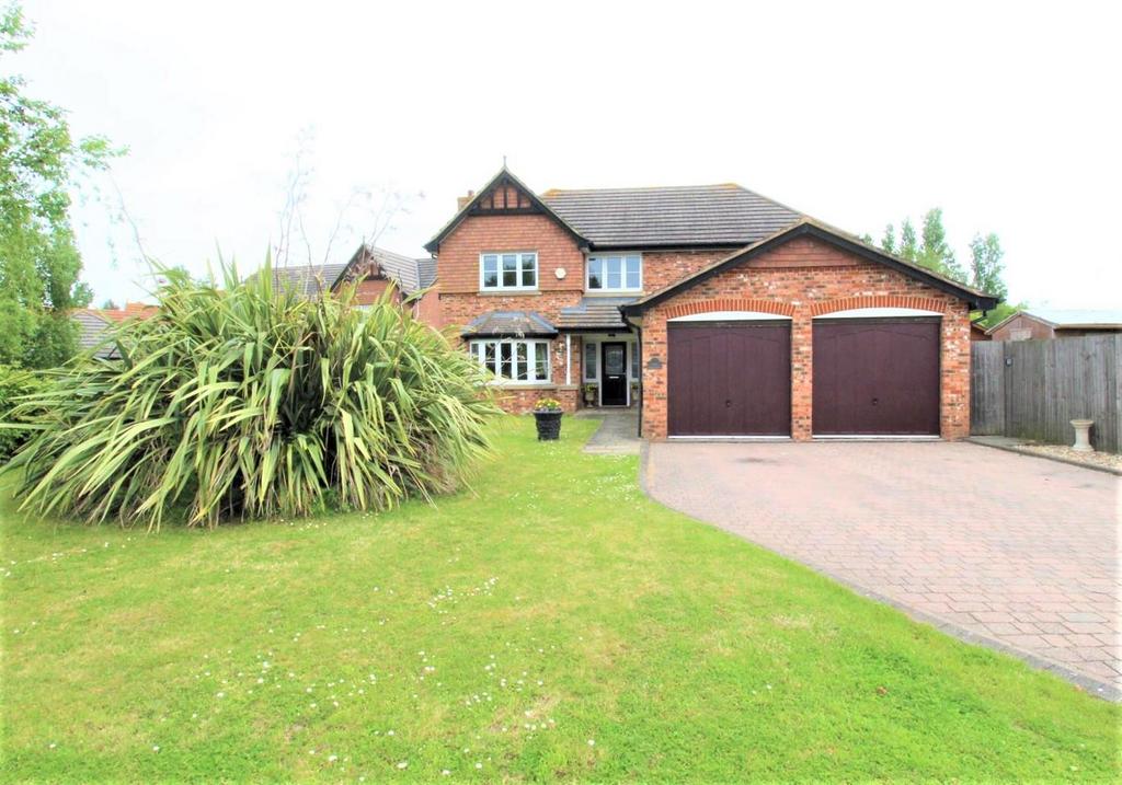 Court Tree Drive, Eastchurch, Sheerness 4 bed detached house for sale £600,000