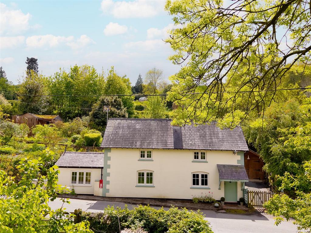 Bronygarth, Oswestry 2 bed house for sale £399,995