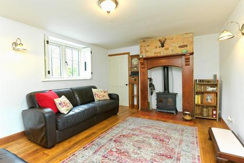 2 bedroom country house for sale - Bronygarth, Oswestry