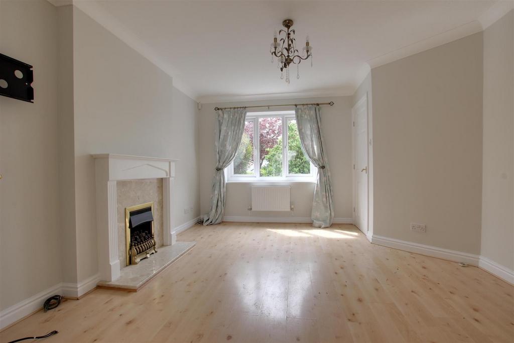 Cavendish Park, Brough 4 bed house £980 pcm (£226 pw)