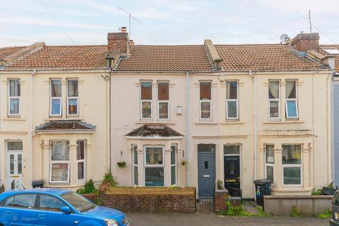 64 Barratt Street, Bristol, BS5 6DF