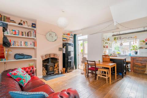 64 Barratt Street, Bristol, BS5 6DF