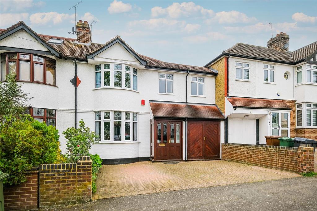 Dale View Avenue, North Chingford 4 bed semidetached house for sale