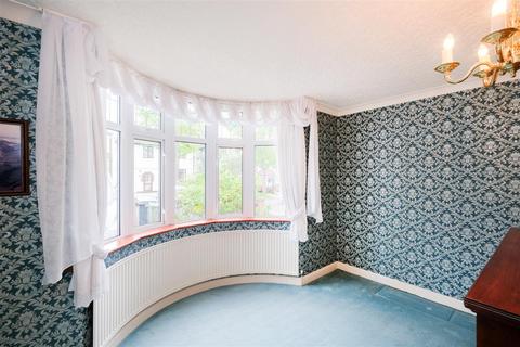 72 Dale View Avenue, London, E4 6PL