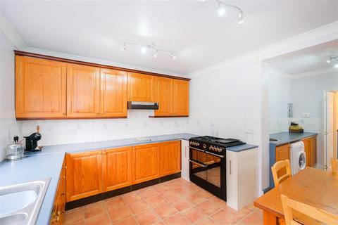 72 Dale View Avenue, London, E4 6PL