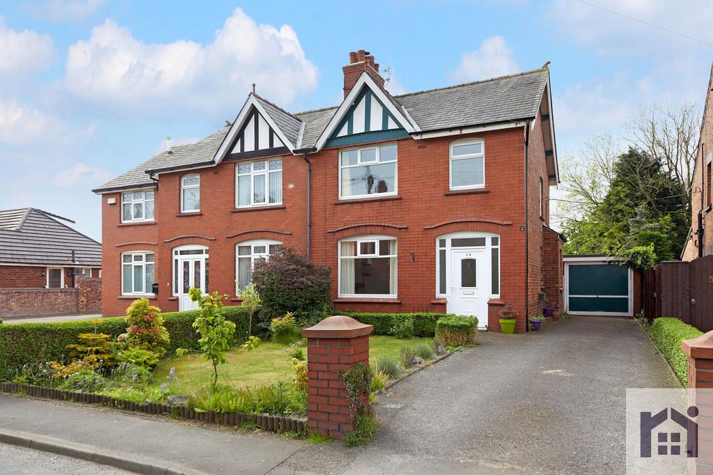 Moor Road, Croston, PR26 9HQ 3 bed semidetached house for sale £315,000