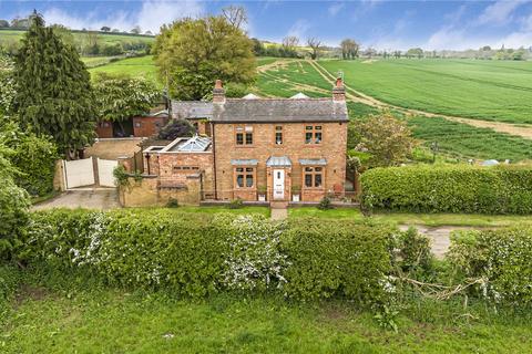 3 bedroom detached house for sale, The Cottage, West Farndon, South Northamptonshire