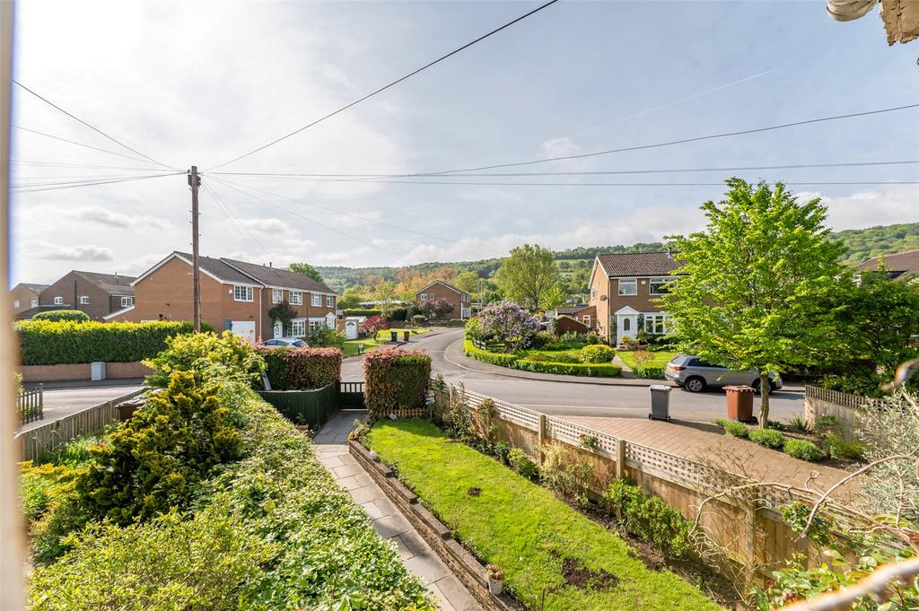 Cambridge Drive, Otley, West Yorkshire, LS21 2 bed house for sale £