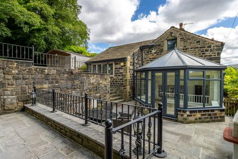 4 bedroom semi-detached house for sale, Saddleworth Fold, Uppermill, Saddleworth